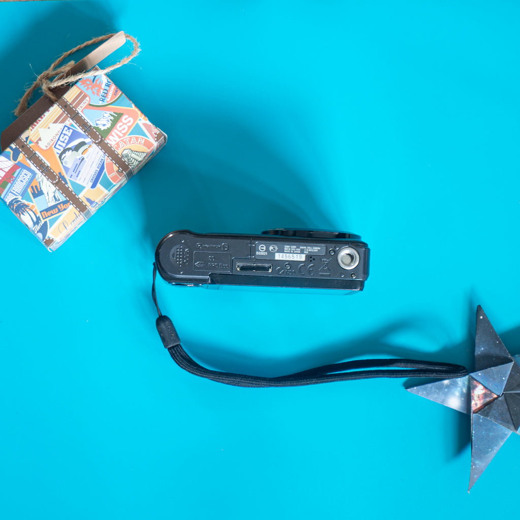 Sony Cyber-shot DSC-H55
